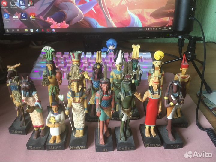 Фигурки и журналы из Тайны Богов Египта Hachette