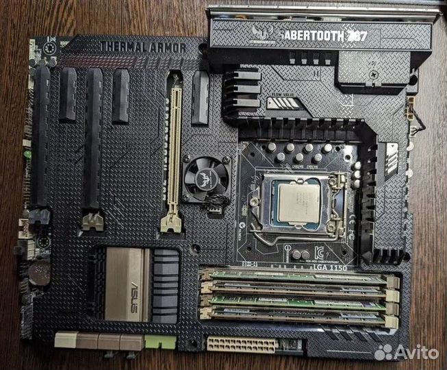 Комплект Asus Sabertooth Z87+Intel i7-4770+DDR3