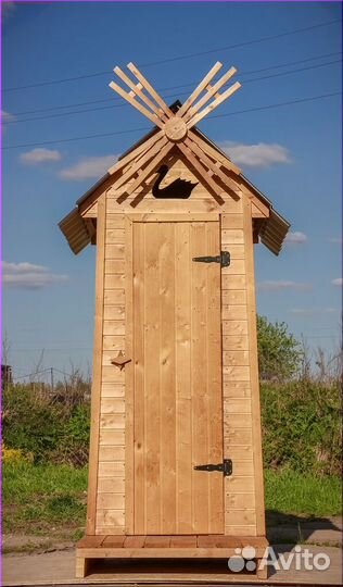 Дачный туалет деревянный