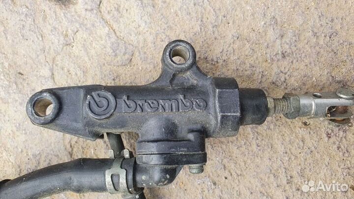 Тормозной цилиндр задний Yamaha YZF-R1 / R6 / TZR