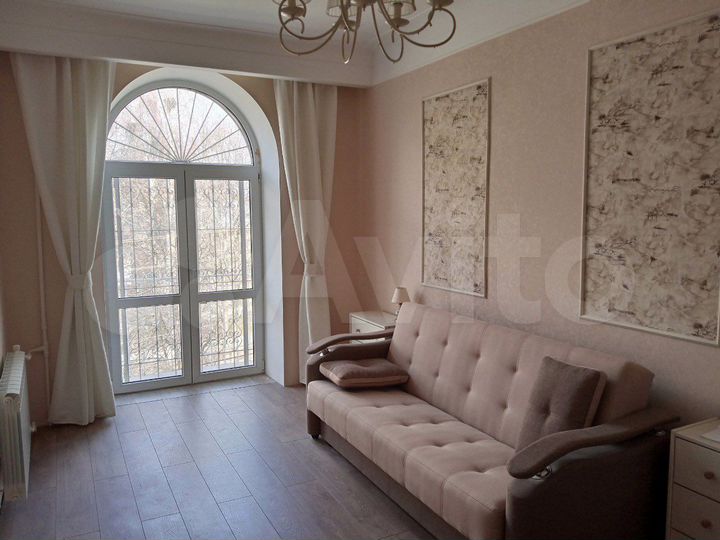 4-к. квартира, 97,5 м², 3/3 эт.