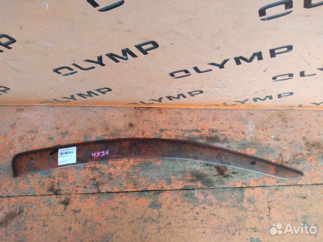 Ветровик передний правый Toyota Belta KSP92 1KR-FE