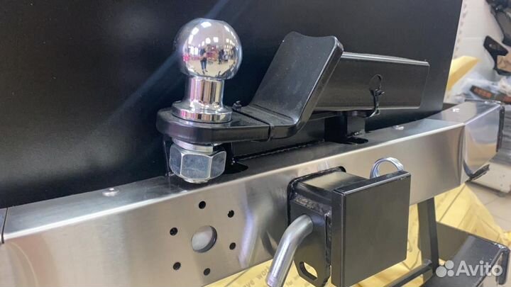 Toyota Land Cruiser 200 Фаркоп качество C5CB6