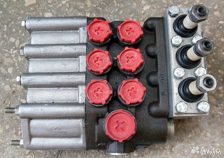 Гидрораспределитель Р 80 3\2 444 грейфер юмз