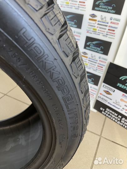 Nokian Tyres Hakkapeliitta 9 215/55 R17 98T