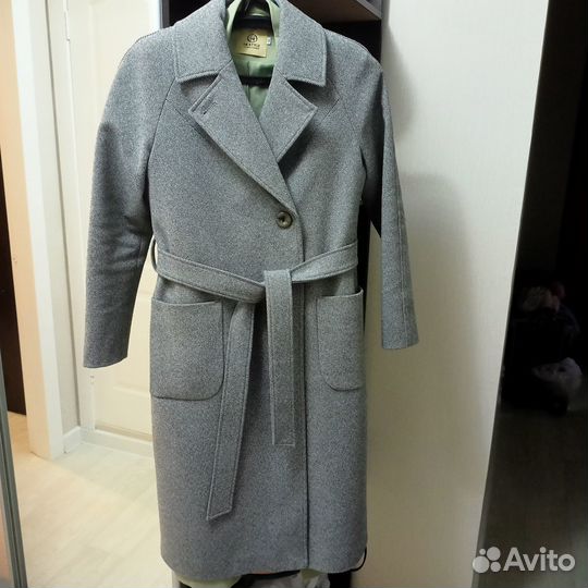 Пальто женское демисезонное 44 46