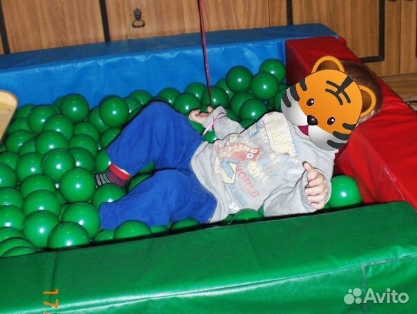 Бассейн с шариками