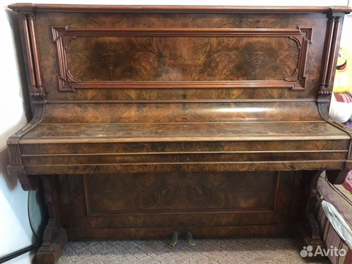 Немецкое антикварное пианино