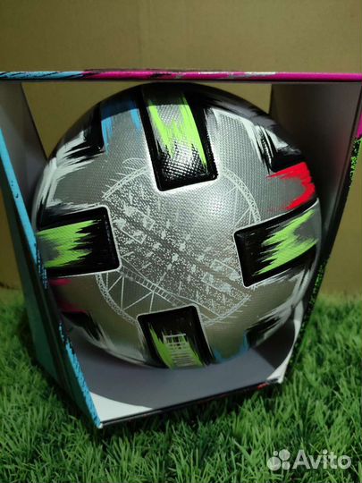Футбольный мяч adidas Uniforia PRO Финал euro 2020