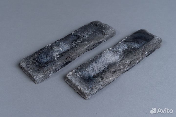 Кирпич из бетона декорированный