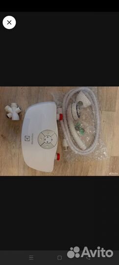 Нагреватель проточный новый electrolux