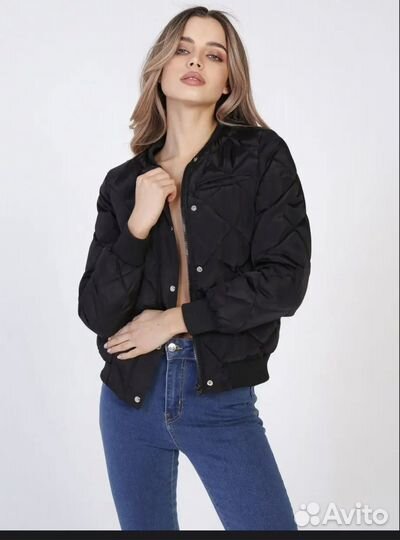 Бомбер женский