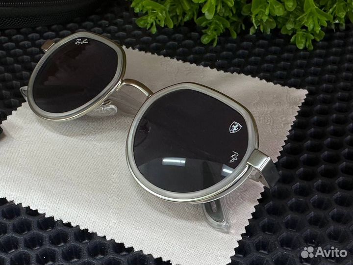 Очки RAY BAN серебряные