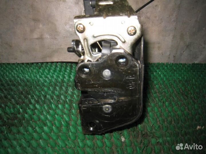 Замок двери задней левой Hyundai Tucson (JM) 2005