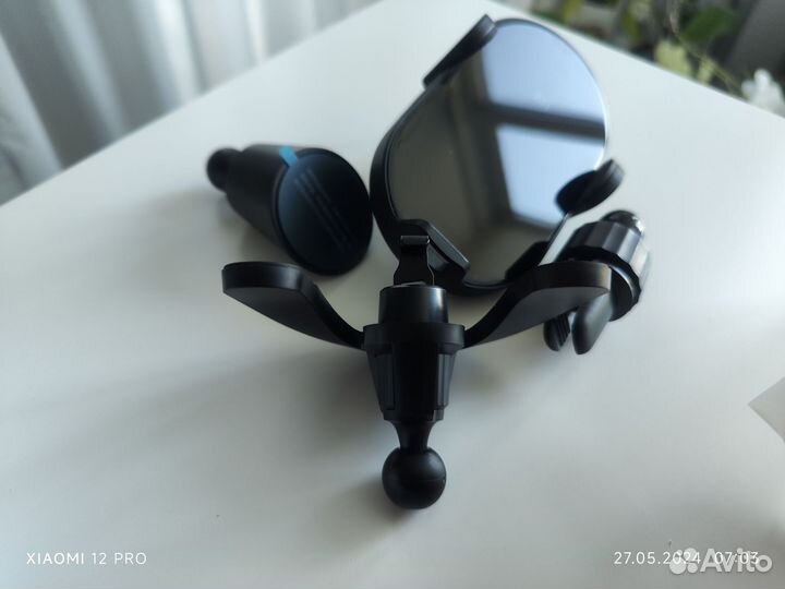 Держатель с зарядкой телефона в машину Xiaomi Mi