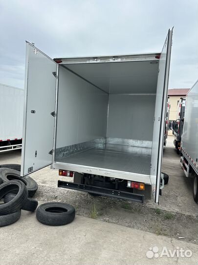 Изотермический фургон Isuzu Elf (N-series), 2024