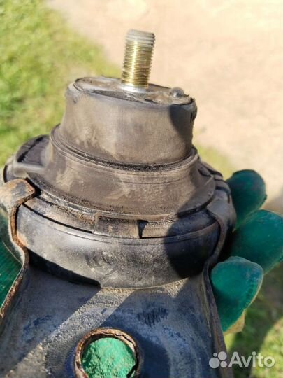 Катридж подушки двигателя