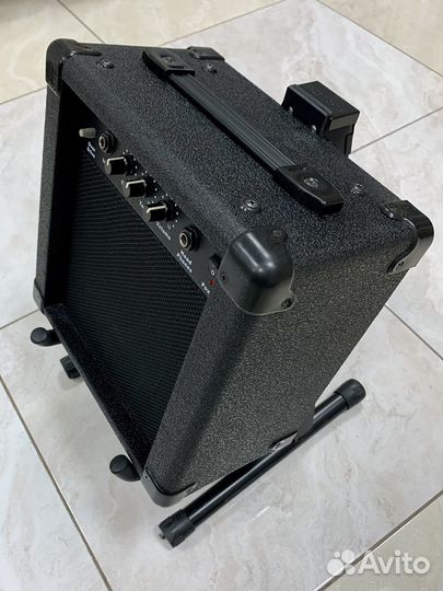 Комбоусилитель Harley Benton