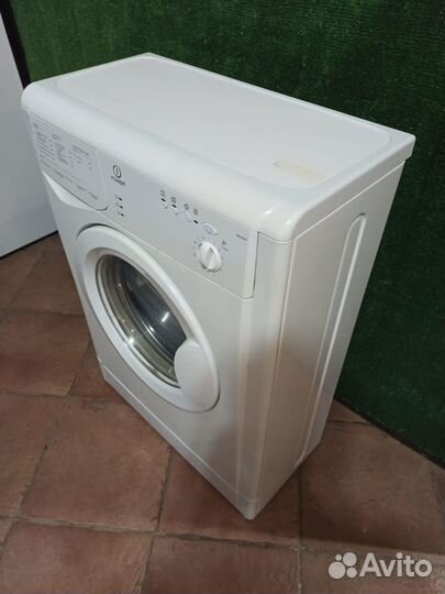 Стиральная машина indesit узкая