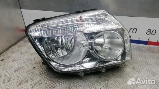 Фара правая dacia duster 1 (9KR02MU01)