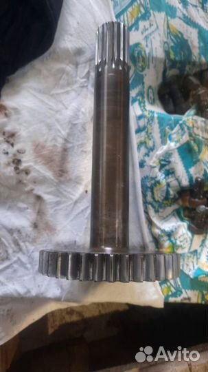 Редуктор хода экскаватора Hitachi ZX370