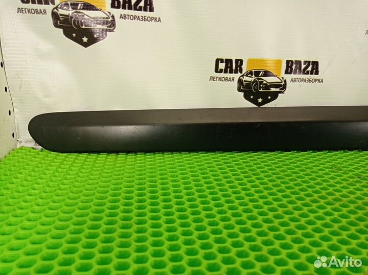 Молдинг двери передней левой L Peugeot 308