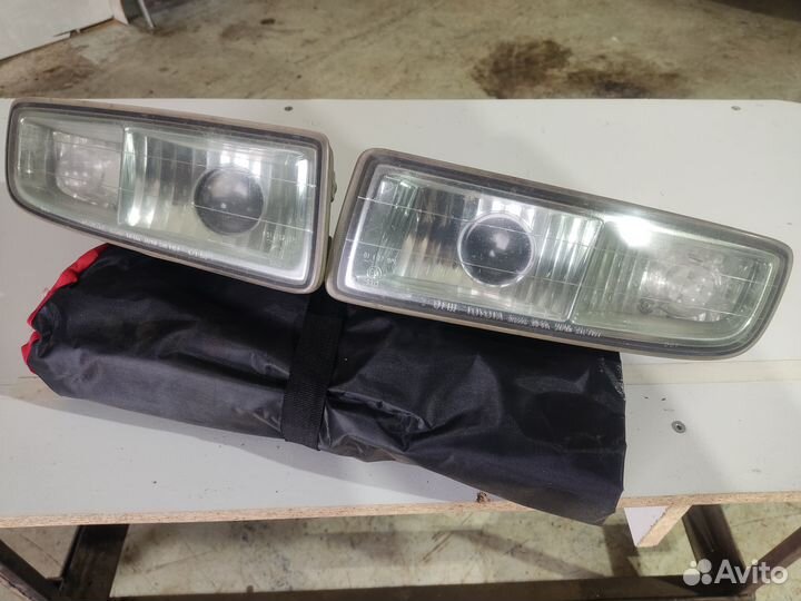 Противотуманные фары Lexus LX 470