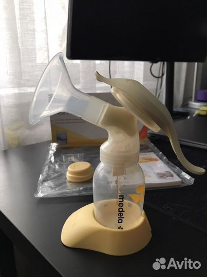 Молокоотсос medela ручной
