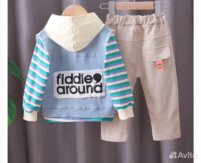 Костюм тройка детский р.100,110