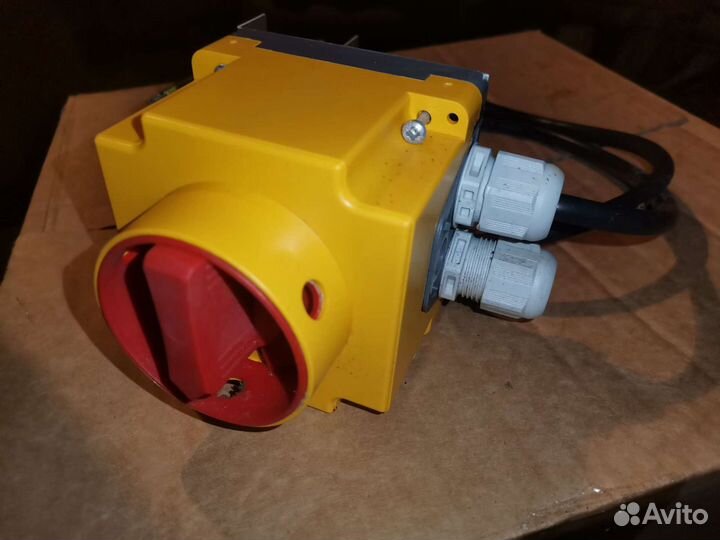 Сетевой выключатель Systemair REV-3P0L/03