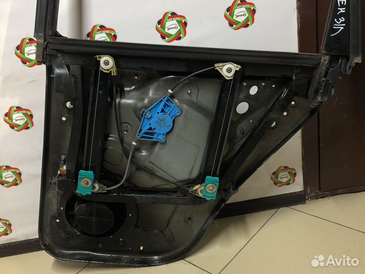 Porsche Cayenne 955 Задний стеклоподъемник левый