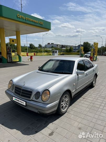 Mercedes-Benz E-класс 2.4 AT, 1998, 50 000 км