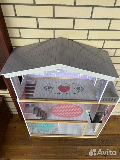 Домик кукольный