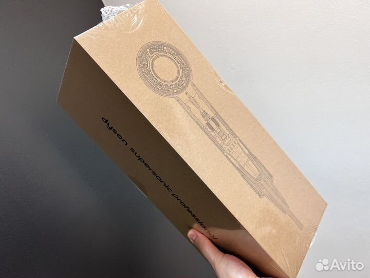 Фен dyson supersonic hd12 Professional Edition