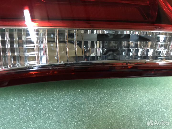 Фонарь задний внутренний левый Hyundai i40 LED