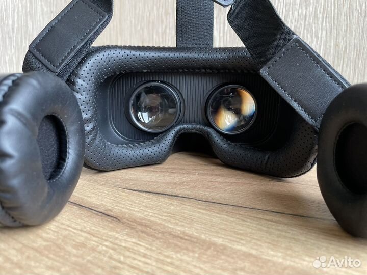Vr очки с джойстиком