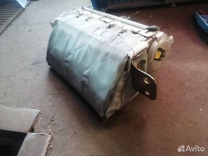 Подушка безопасности пассажира Toyota LC Prado 90