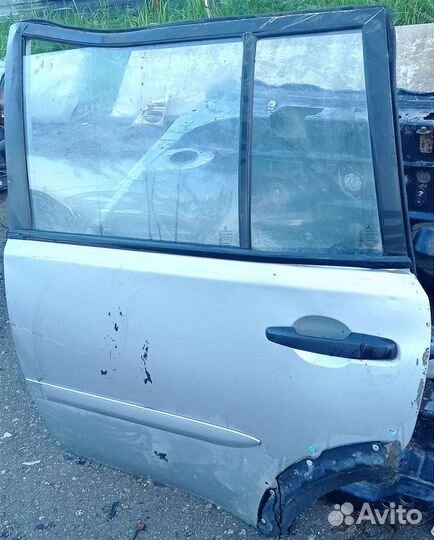 Дверь задняя левая Mitsubishi Pajero Sport 2