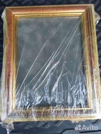 Рамки для фото и картин