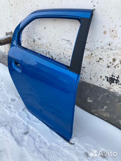 Дверь renault logan 2