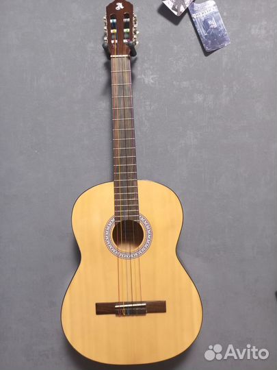 Классическая гитара