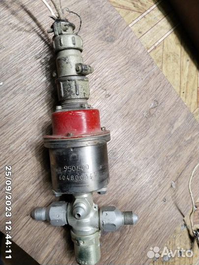 Клапан авиационный 950500