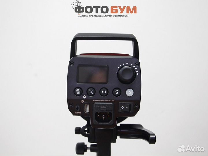 Осветитель импульсный Godox MS200