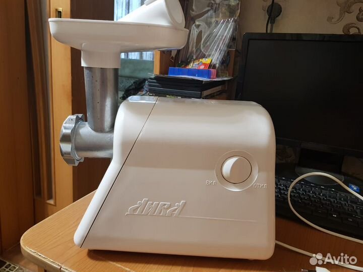 Мясорубка электрическая