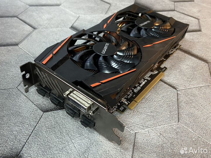 Видеокарта 8 GB Gigabyte RX 570