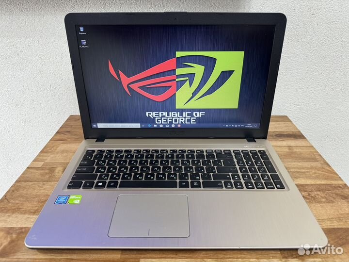 Игровой Asus 4 ядра N5000 GeForce MX110 EVO SSD256