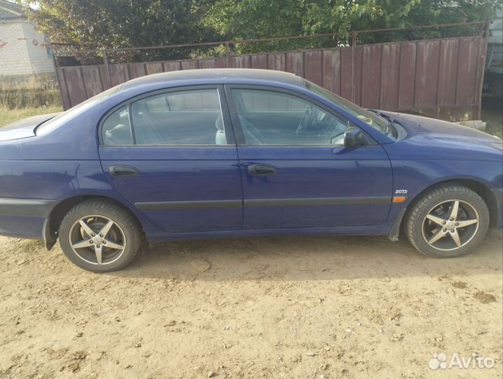 Toyota Avensis 2.0 МТ, 1999, 243 971 км