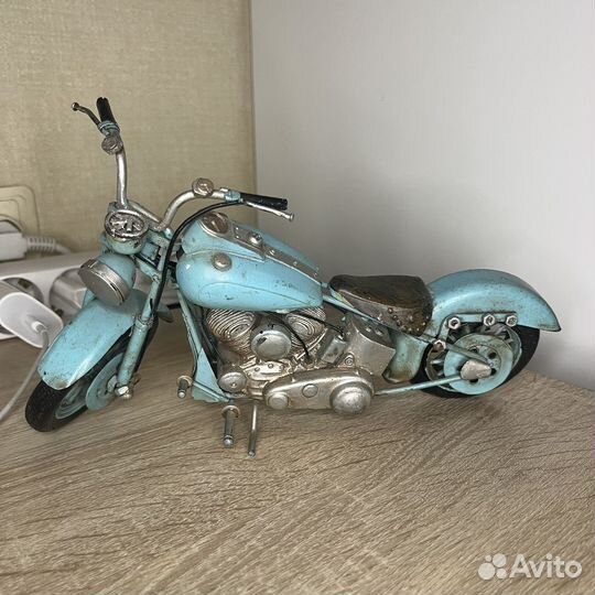 Антикварная винтажная модель мотоцикла рр