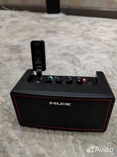 Мини комбоусилитель Nux Mighty Air