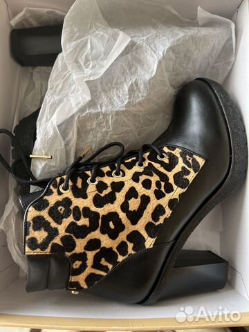 Ботинки женские